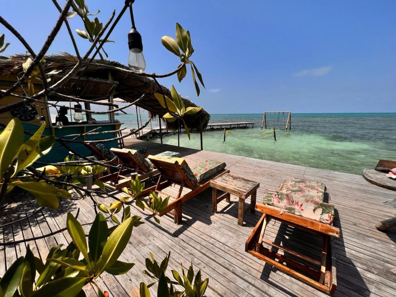 ホテル El Arca Tintipan Island エクステリア 写真