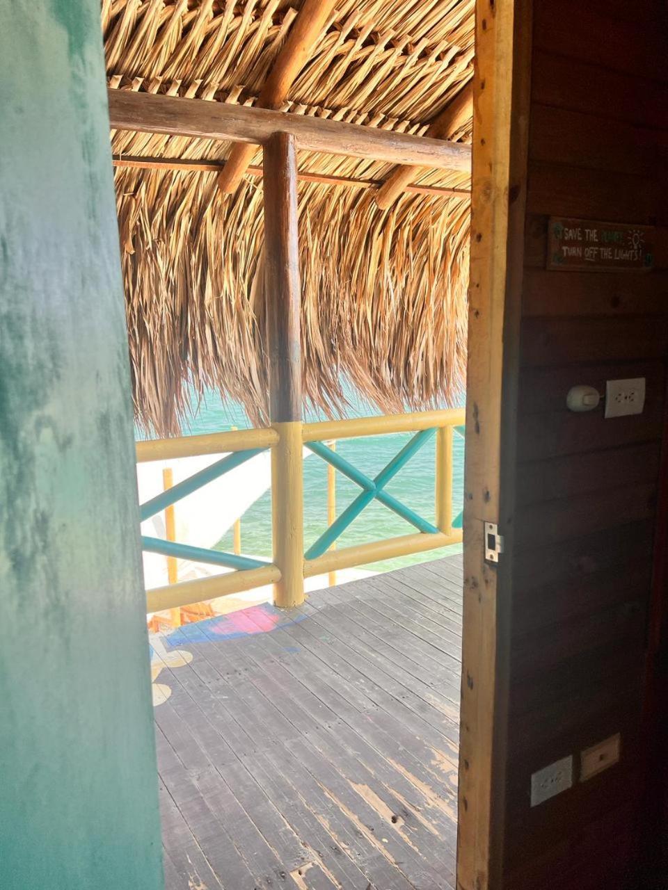 ホテル El Arca Tintipan Island エクステリア 写真